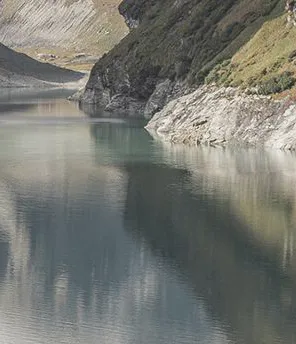 Wasserkraftwerk Stausee